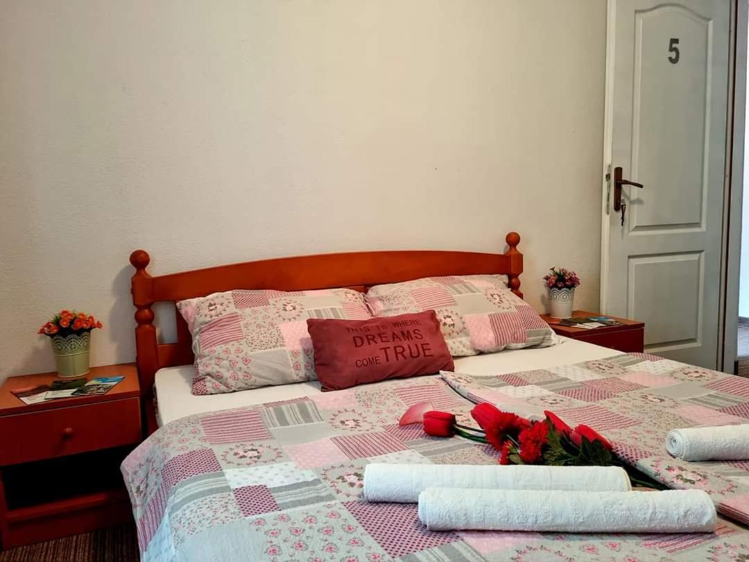 Pansion & Restoran Most Blagaj Habitación foto